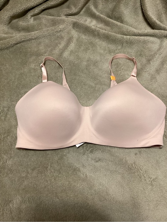 Torrid Other - Torrid Light Tan Seamless T-Shirt Bra, wireless, NWT, size 38DD